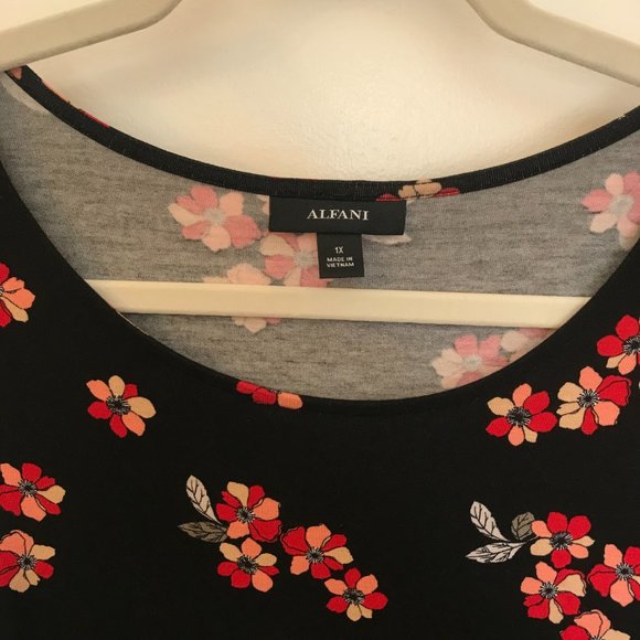 Alfani Tops - ALFANI WOMANS BLOUSE 1X NWT